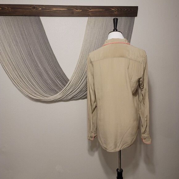 Victoria's Secret Sheer Button Up Blouse Sz M - Picture 2 of 3